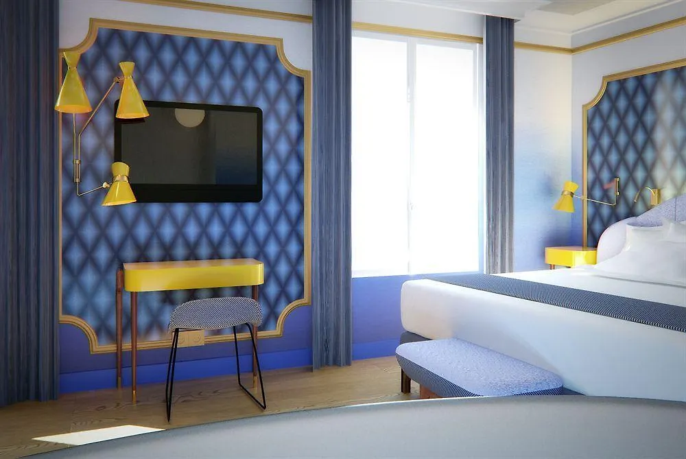Idol Otel Paris
