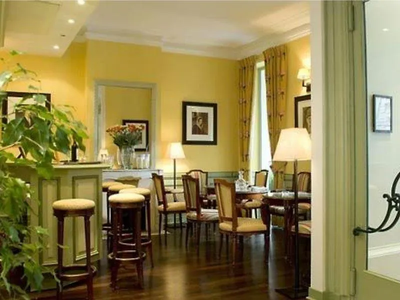 Otel Idol Paris