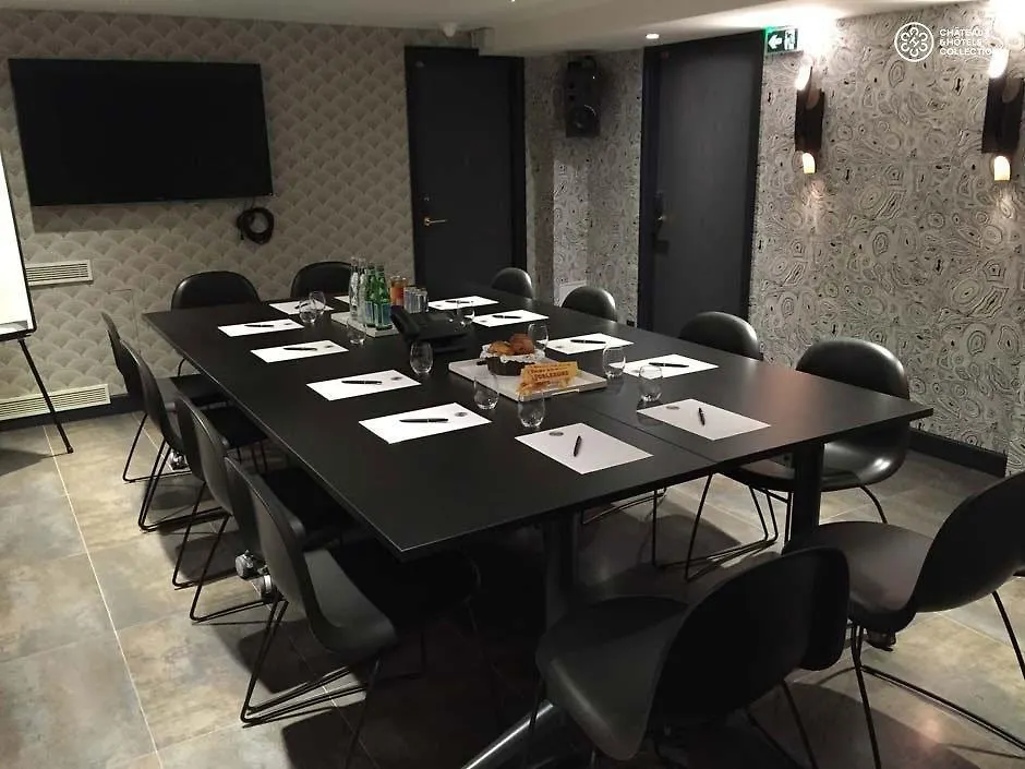 Idol Otel Paris