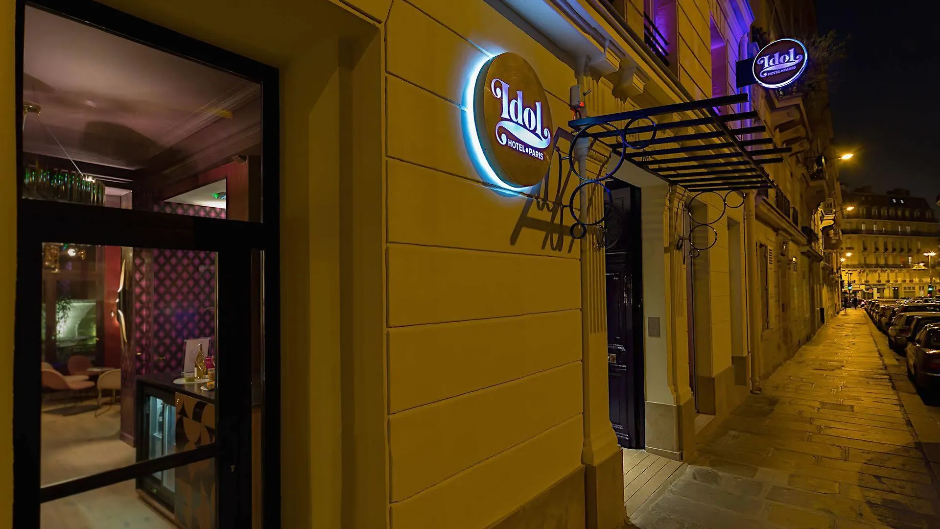 Idol Hotel 4*