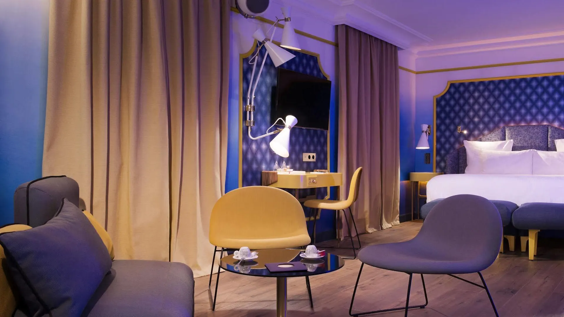 Idol 4* Paris